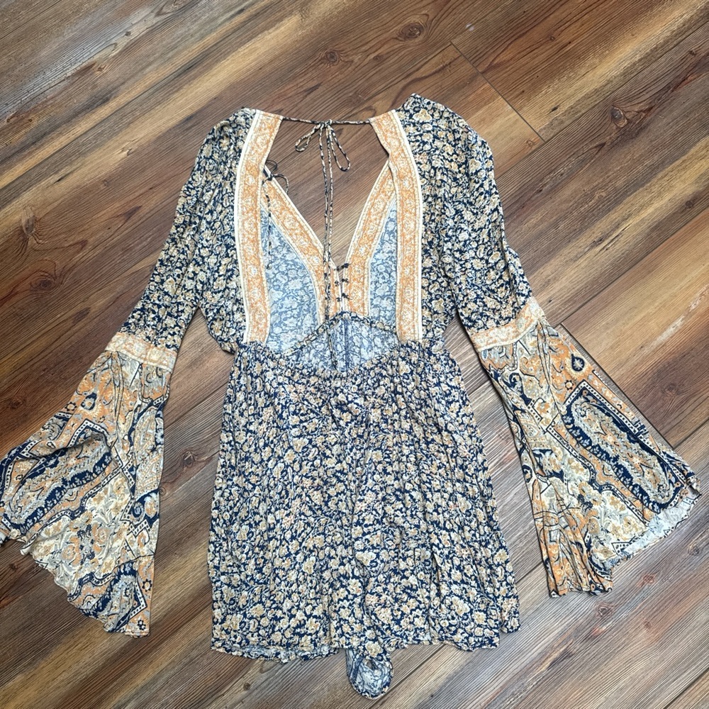 Free people Floral Boho Romper with Bell Sleeves - Picture 5 of 5